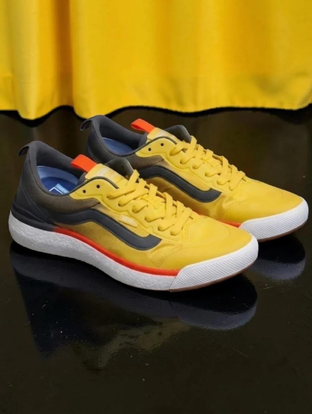 Vans MTE Ultrarange Exo Sulphur Size Men's 7 Women's 8.5